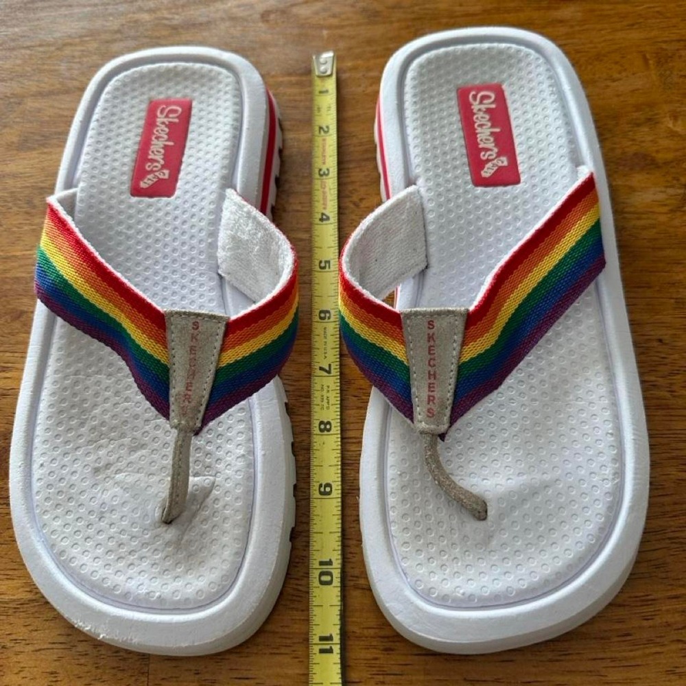Skechers Rainbow Platform Flip Flops Vintage Y2K White Sandals Pride Womens